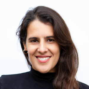 Leili Farzaneh