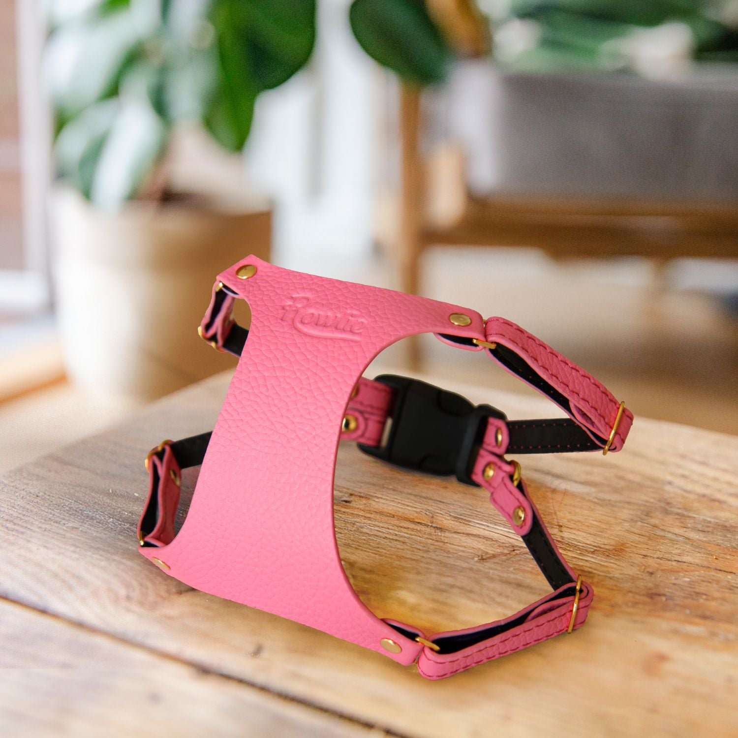 Pink Dog Harness Small #style_rose-pink-leather